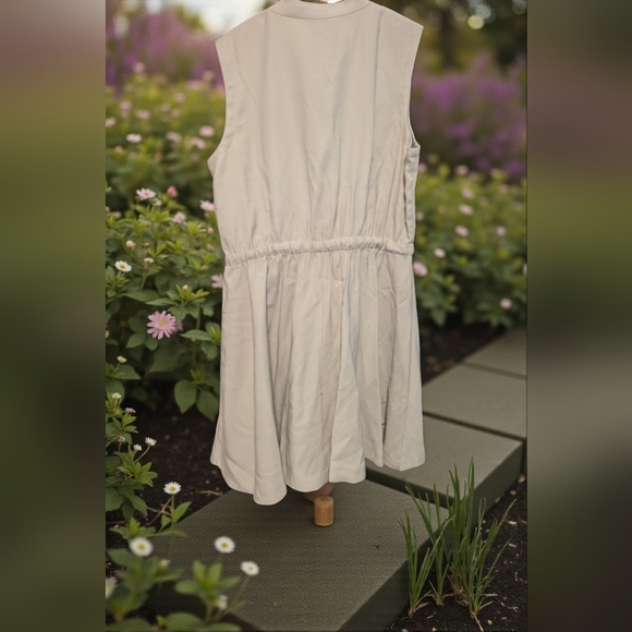 Nine West Women's Utility Beige Dress Size Large (NWOT) - Picture 4 of 7